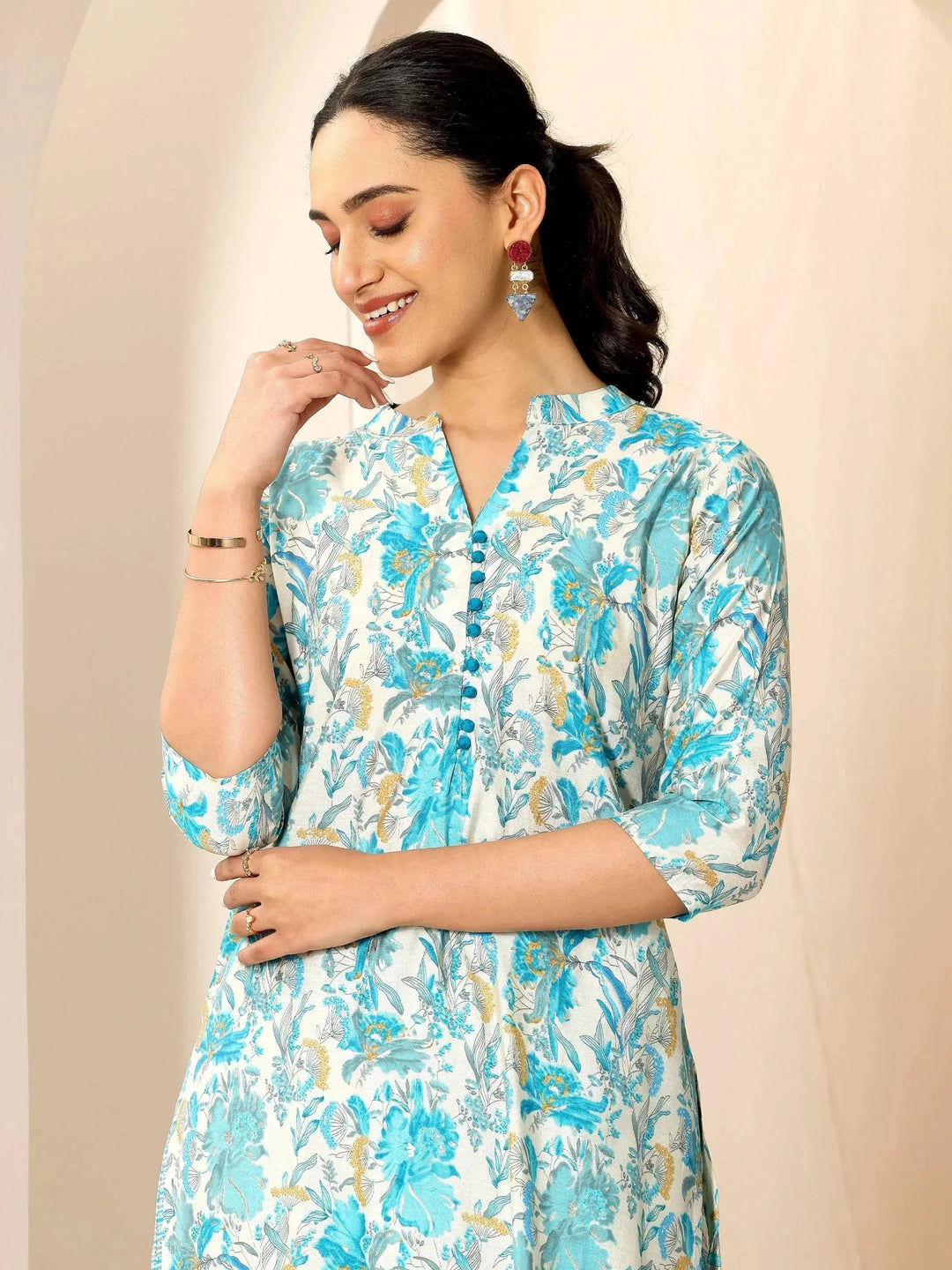  Off White Printed Silk Blend Straight Kurta Set 