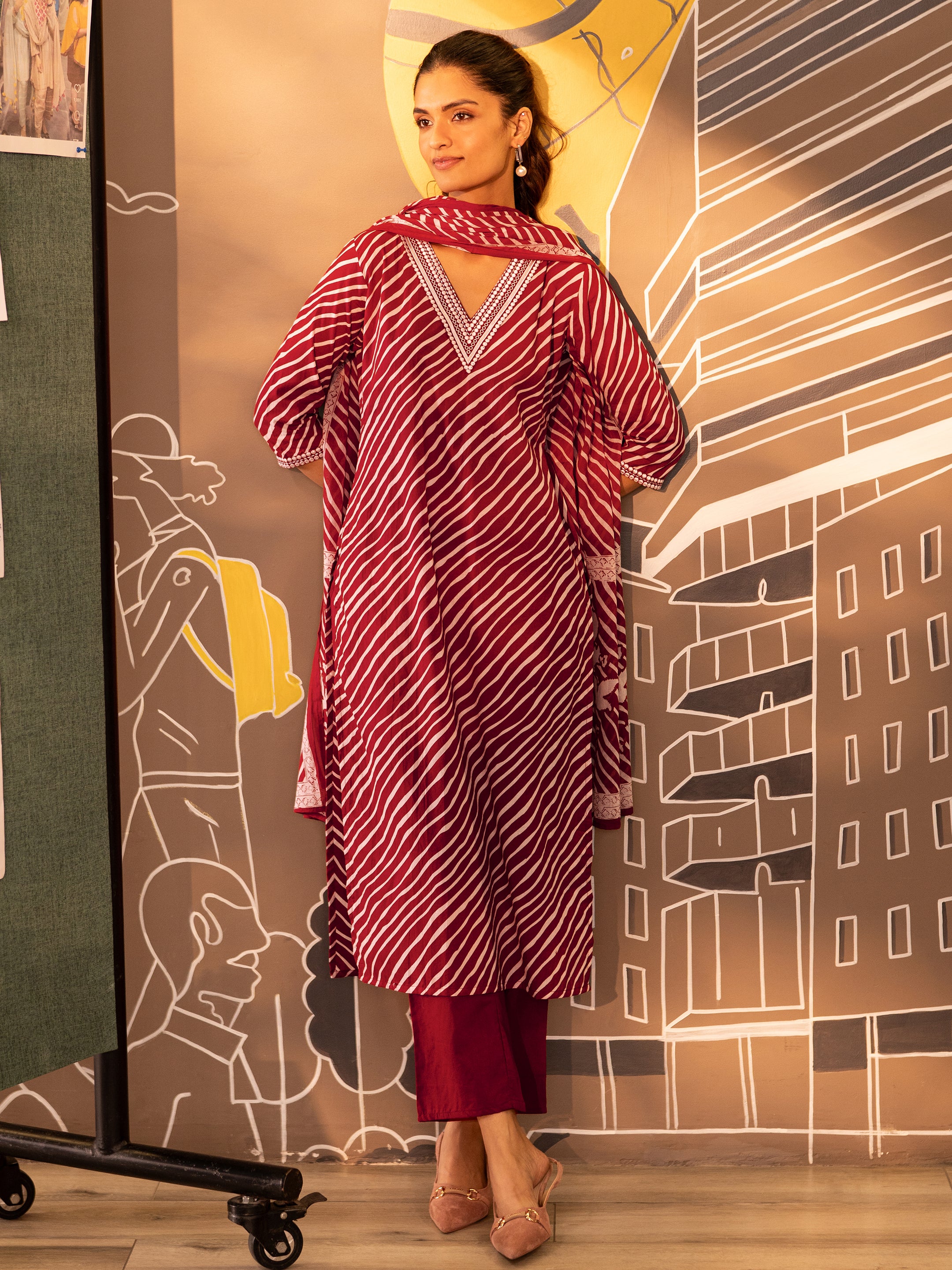 libas Red Printed Cotton Straight Suit With Dupatta-picture-33