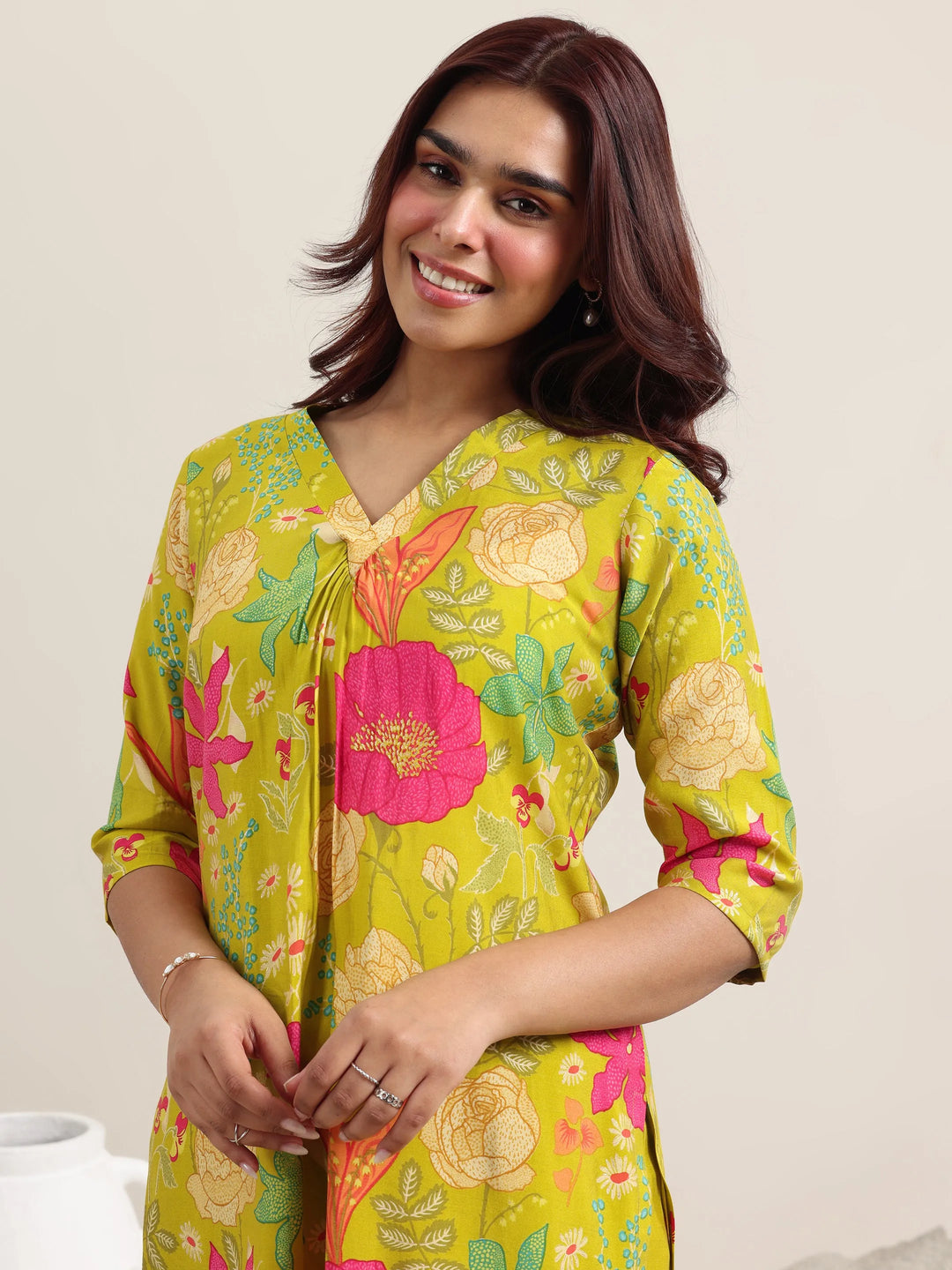  Green Printed Rayon Straight Kurta With Trousers 