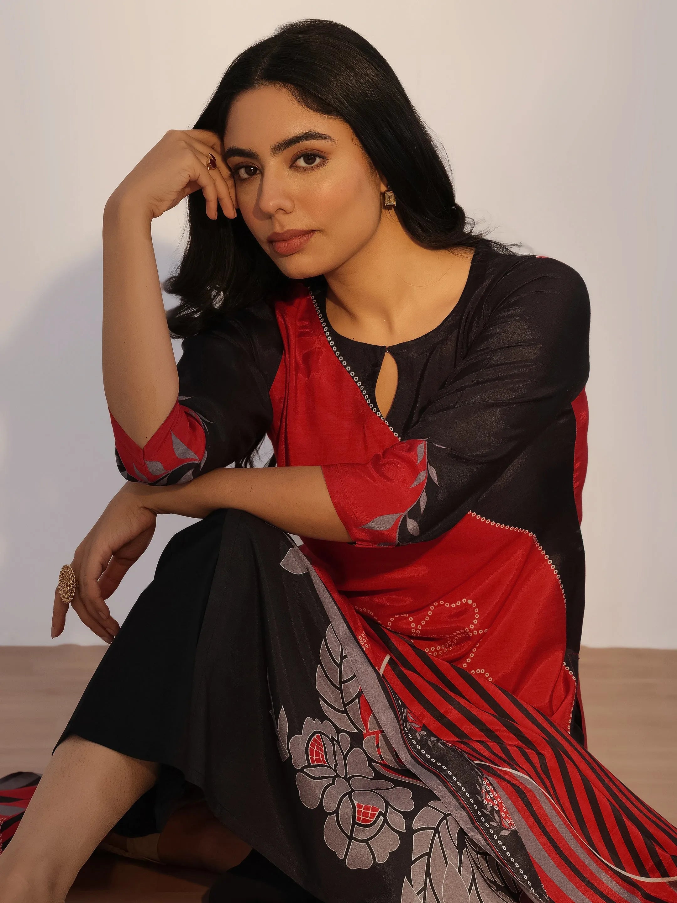 libas Red Printed Silk Blend Straight Suit With Dupatta-picture-27