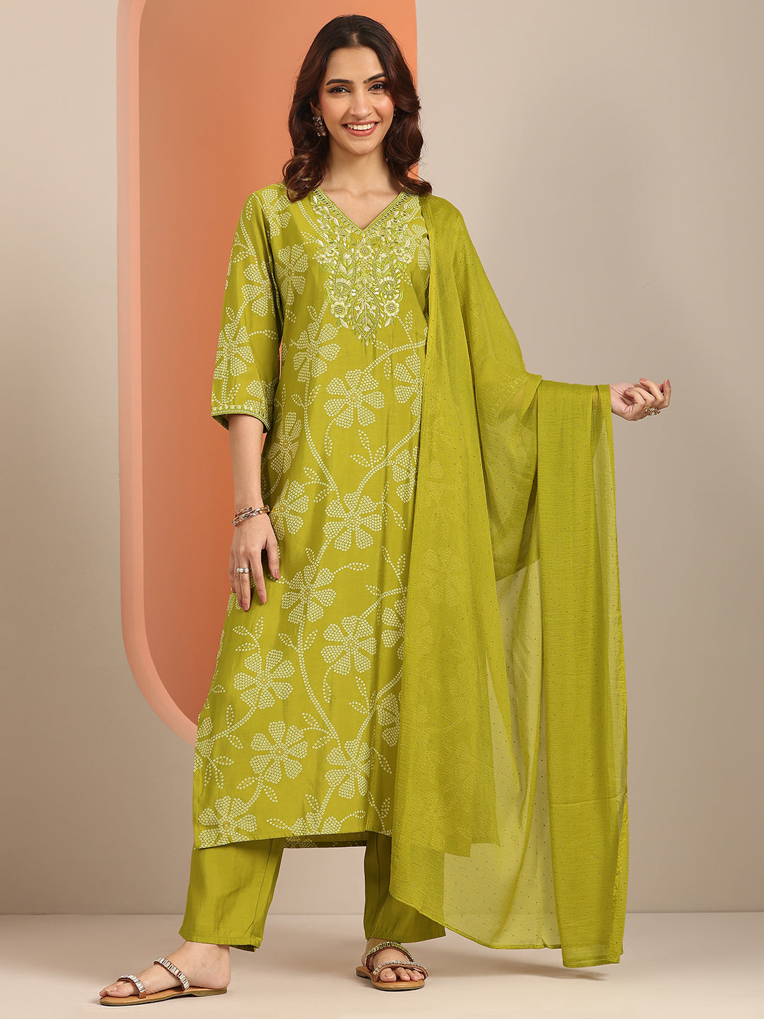 Libas Green Printed Silk Blend Straight Suit With Dupatta 