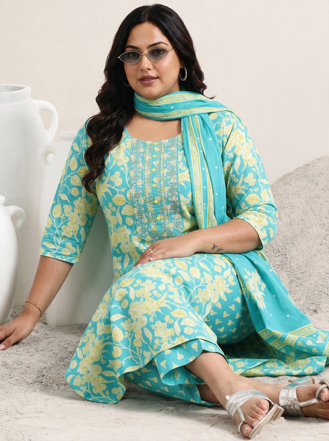  Plus Size Blue Floral Printed Cotton Straight Suit Set 
