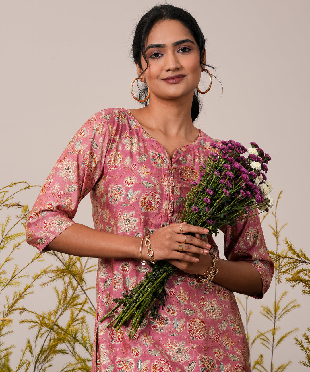  Peach Printed Silk Blend Straight Kurta Set 