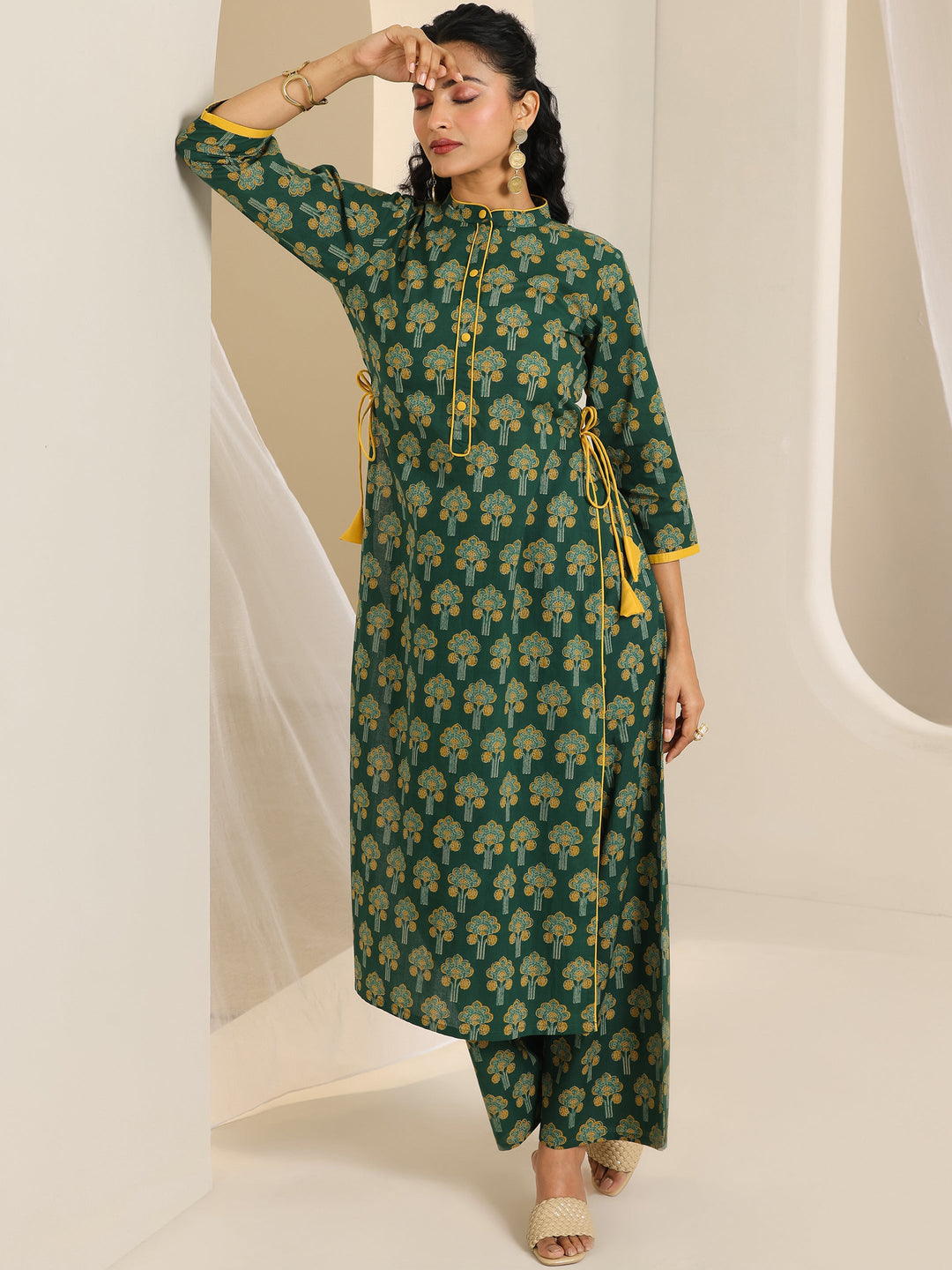  Green Printed Cotton Straight Kurta Set 