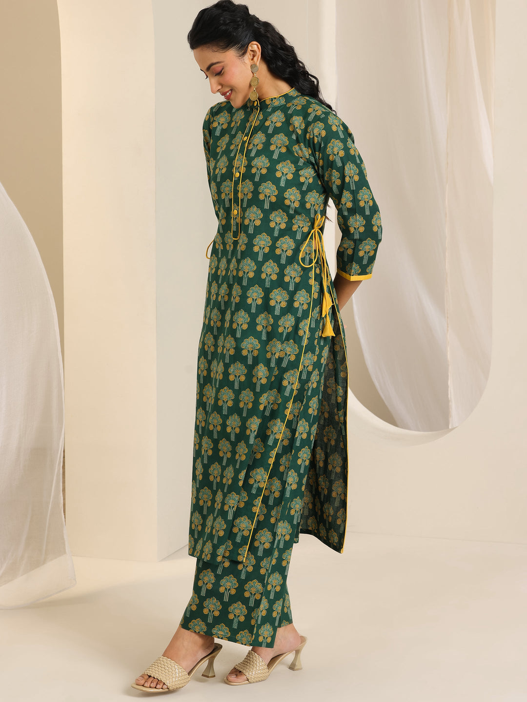  Green Printed Cotton Straight Kurta Set 