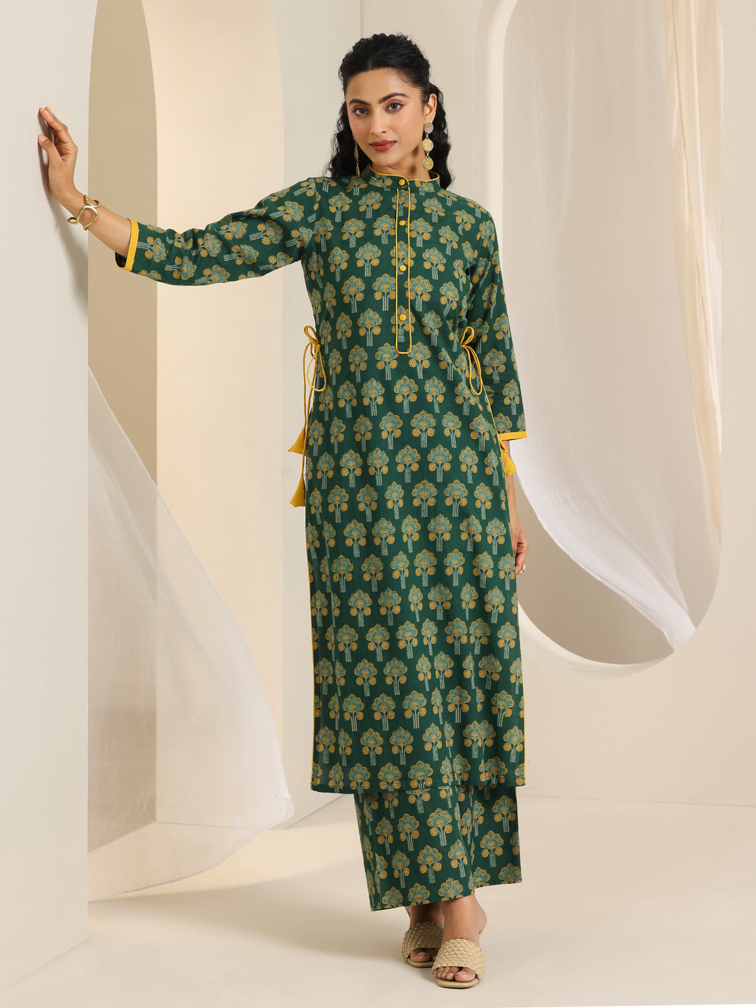  Green Printed Cotton Straight Kurta Set 