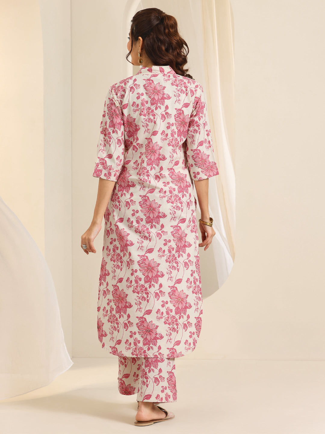  Off White Printed Cotton Blend Straight Kurta Set 