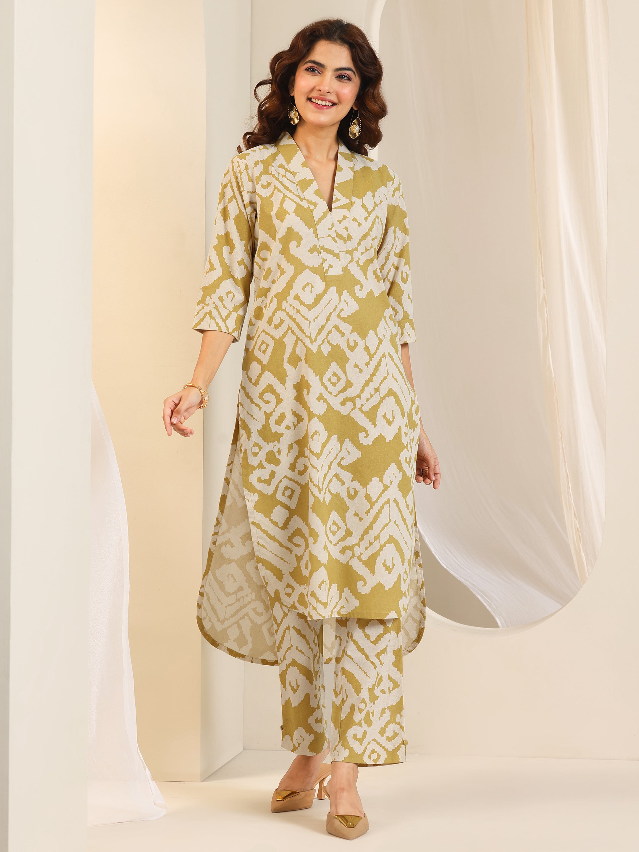 libas Mustard Printed Cotton Blend Straight Kurta Set-picture-15