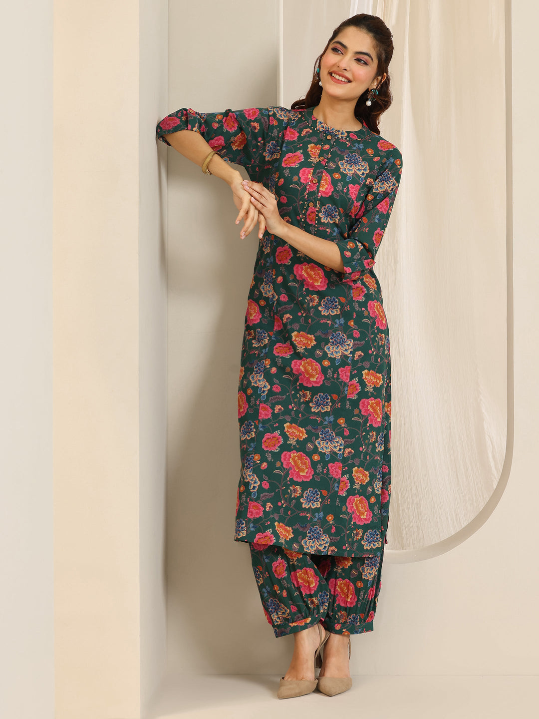  Green Printed Cotton Straight Kurta Set 