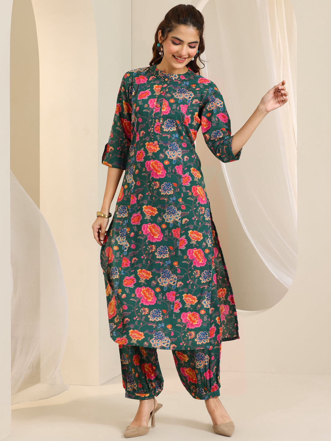  Green Printed Cotton Straight Kurta Set 