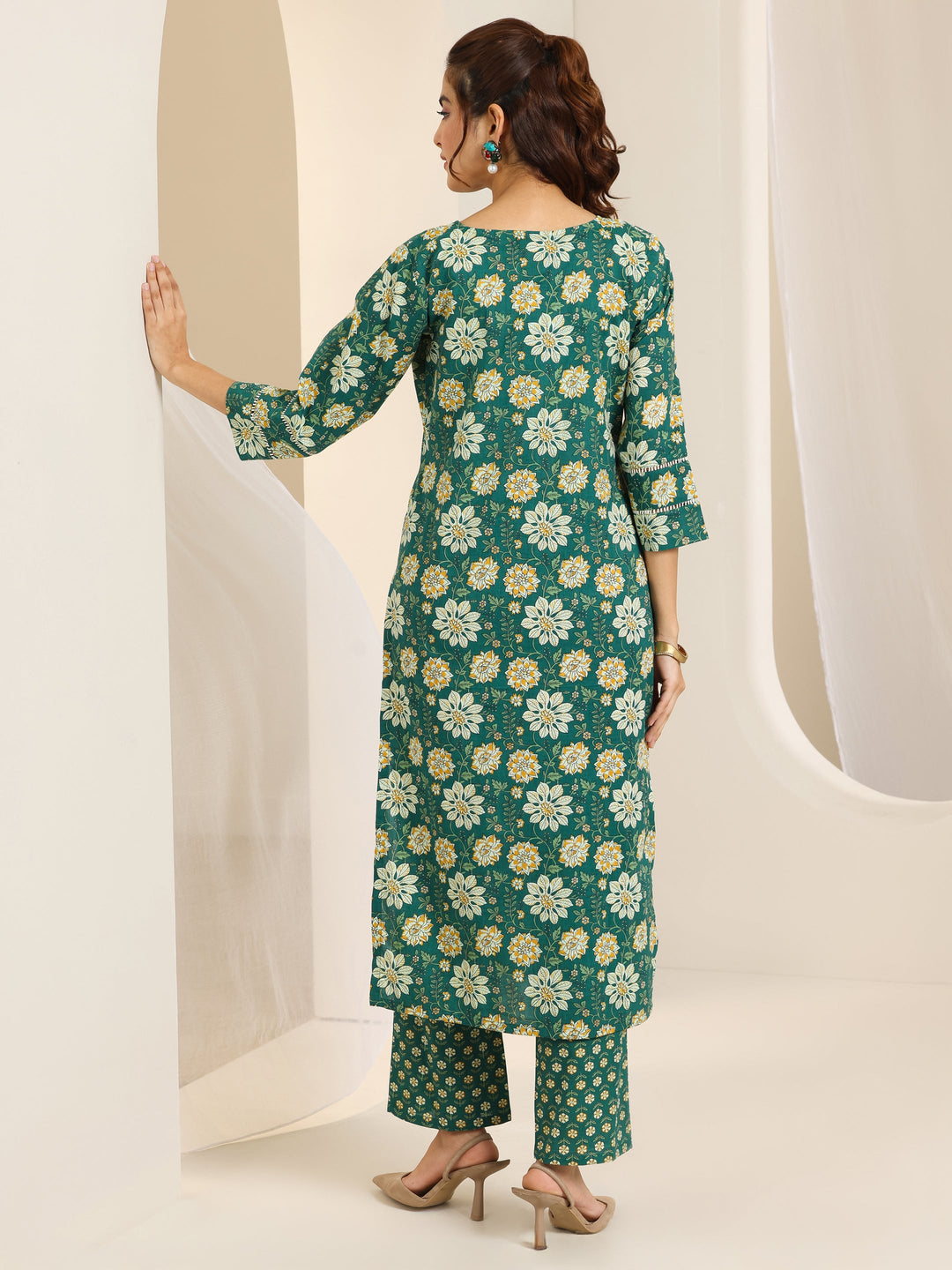  Green Printed Cotton Straight Kurta Set 