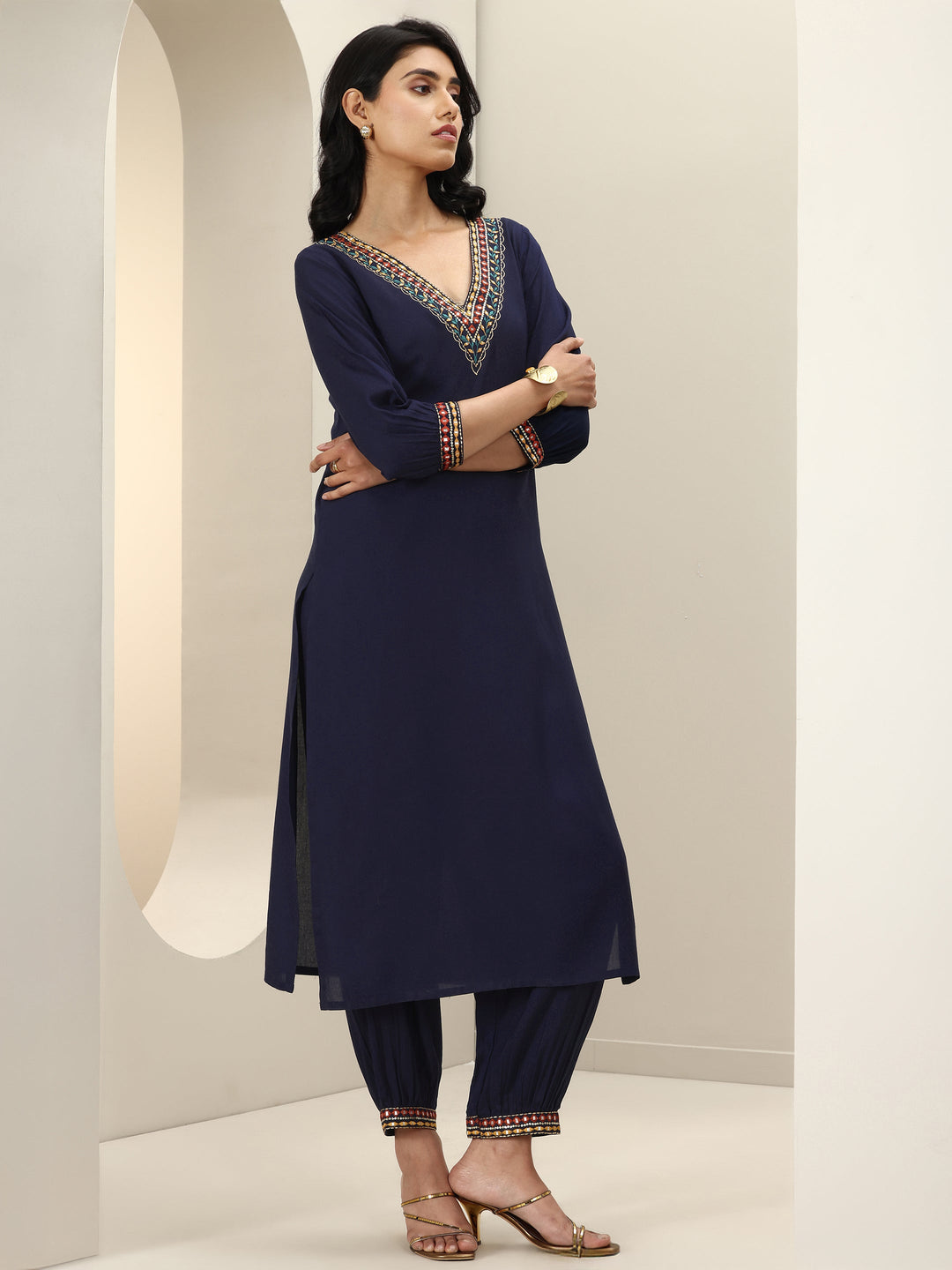 Blue Embroidered Viscose Rayon Straight Suit Set With Dupatta 