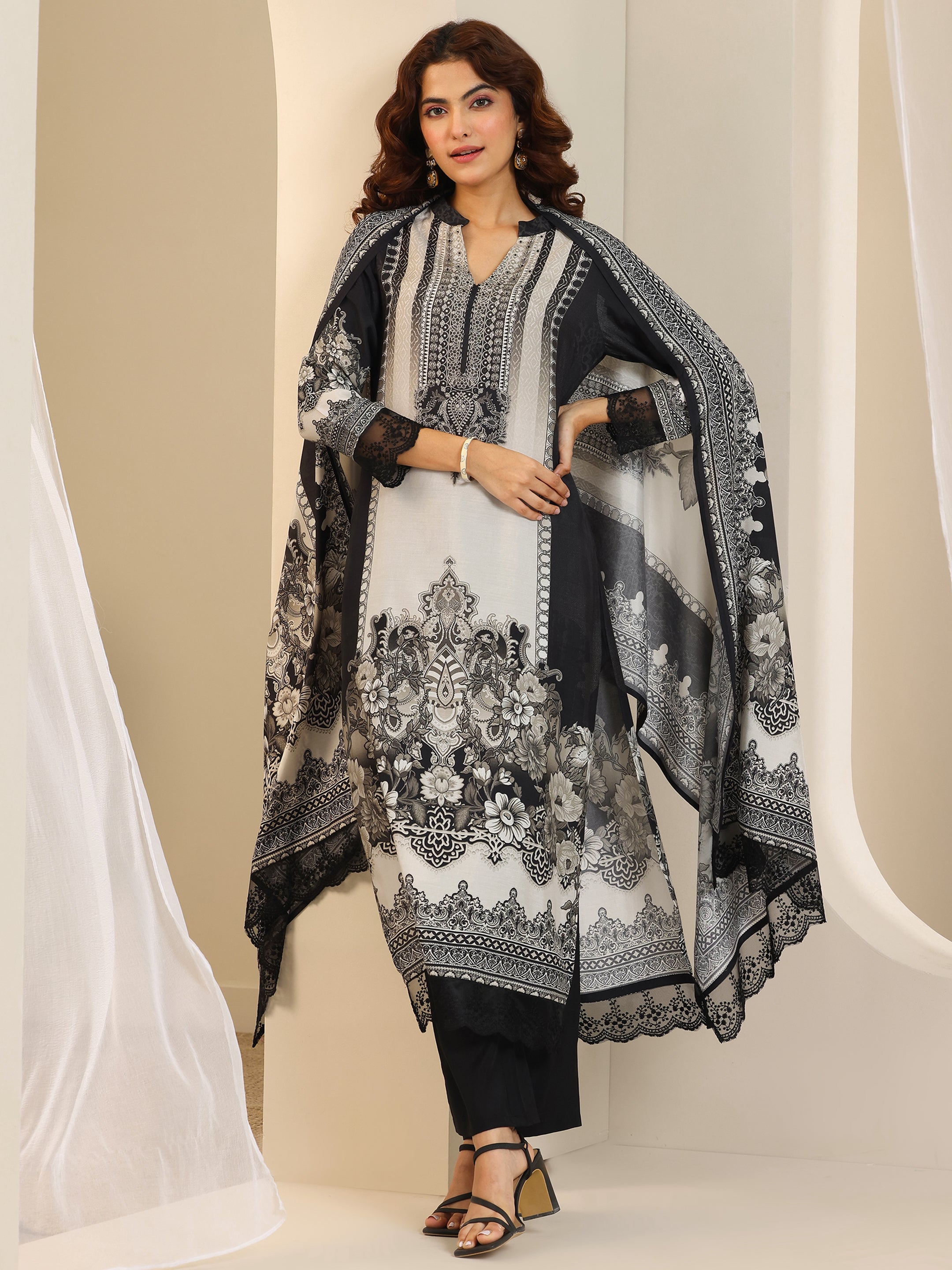 Black Floral Printed Cotton Blend Straight Suit Set With Dupatta-image-38