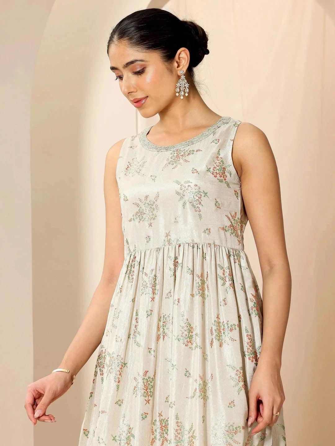 Grey Floral Printed Silk Blend Flared Suit Set With Dupatta 