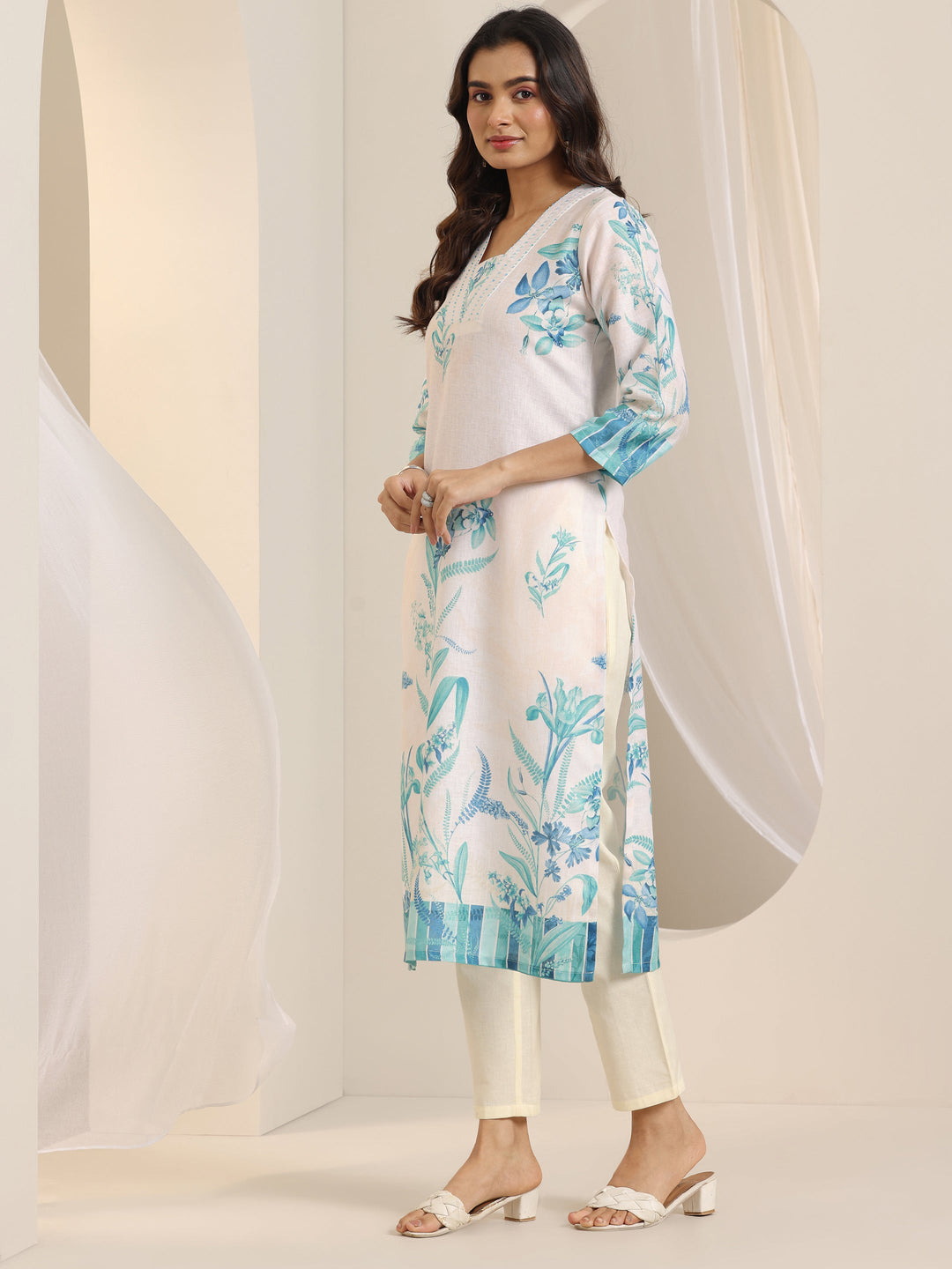  Off White Printed Cotton Blend Straight Suit Set With Dupatta 