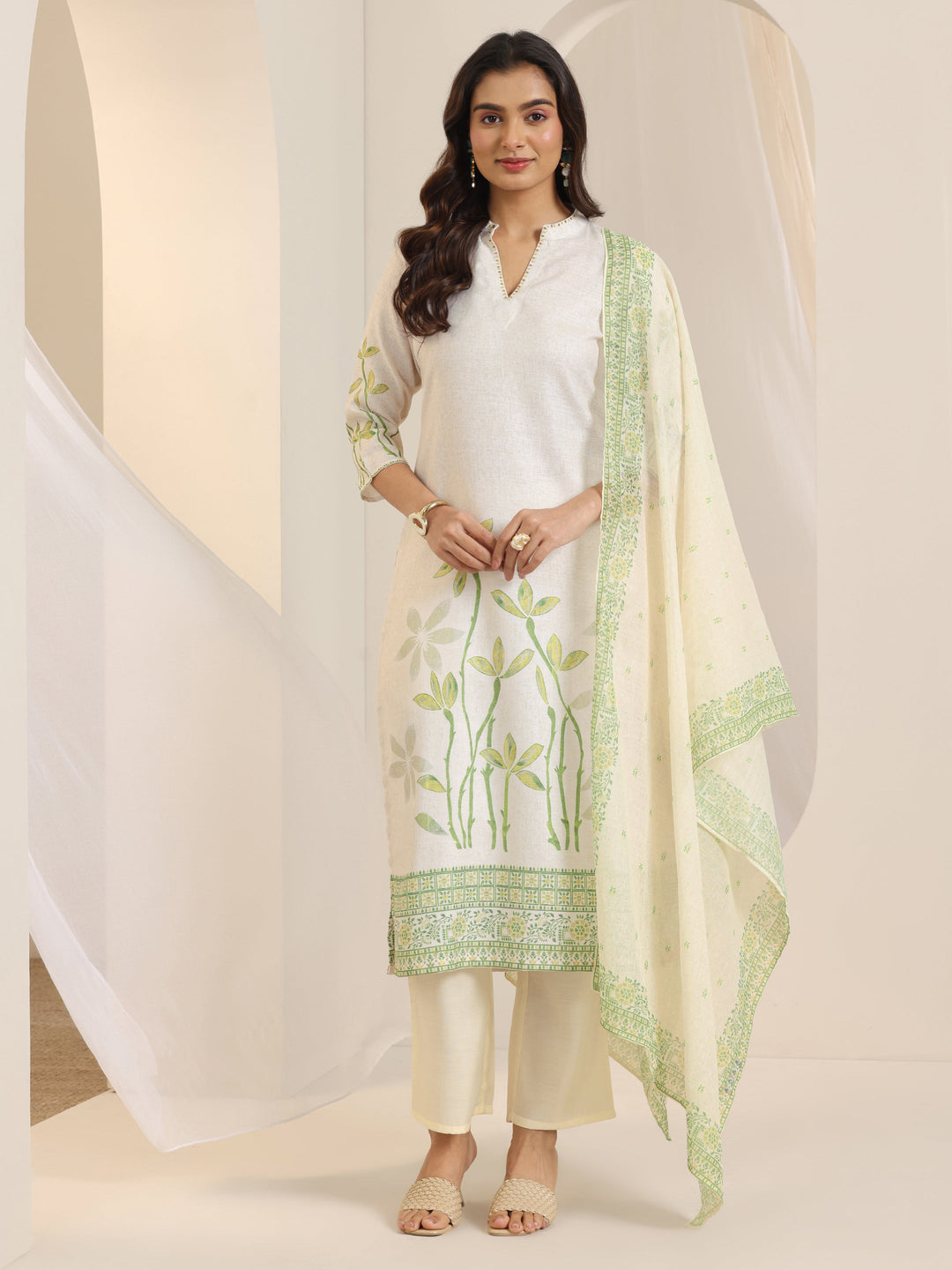  Off White Printed Cotton Blend Straight Suit Set With Dupatta 
