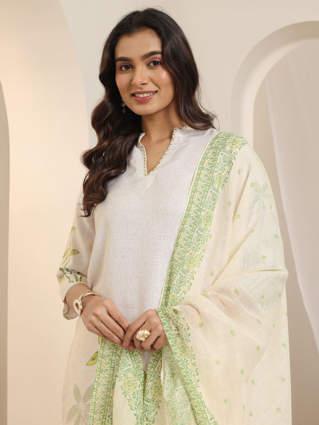  Off White Printed Cotton Blend Straight Suit Set With Dupatta 