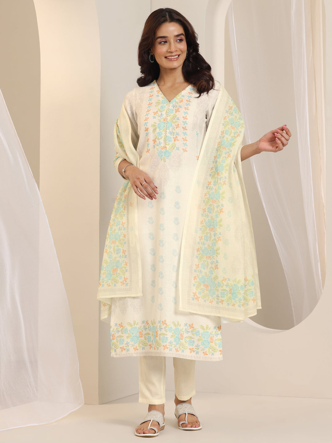  Off White Printed Cotton Blend Straight Suit Set With Dupatta 