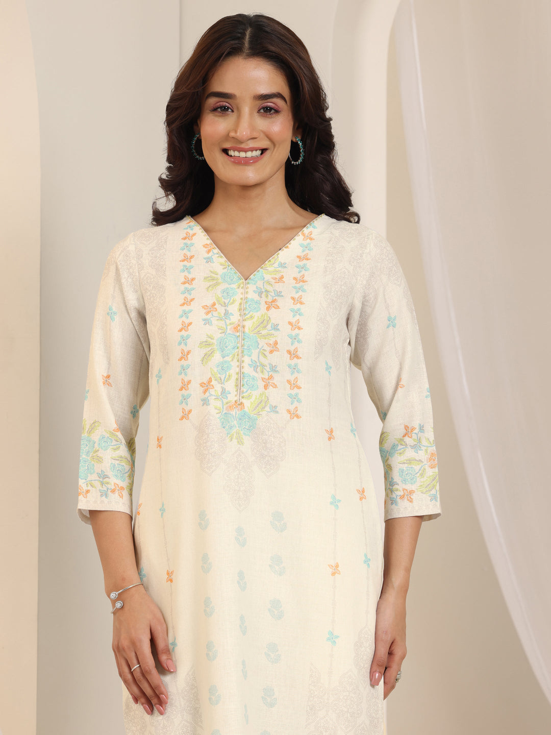  Off White Printed Cotton Blend Straight Suit Set With Dupatta 