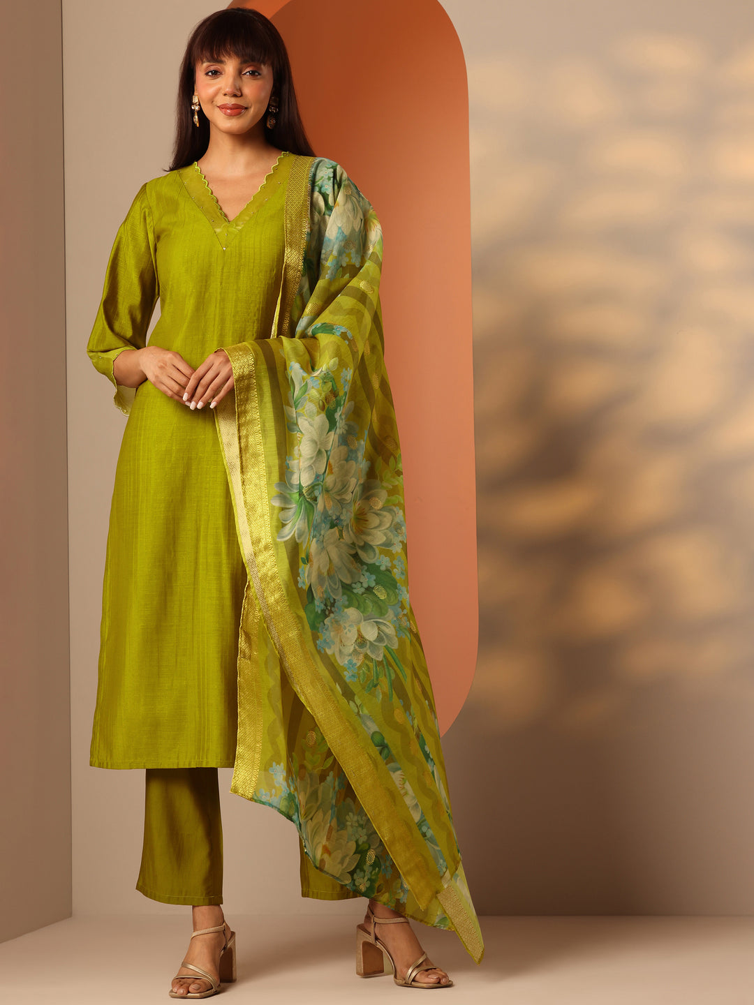  Green Woven Design Silk Blend Straight Suit Set With Dupatta 