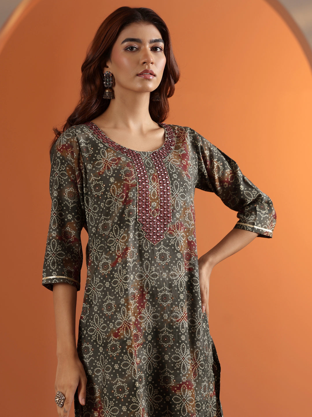 Grey Printed Silk Blend Straight Suit Set With Dupatta 