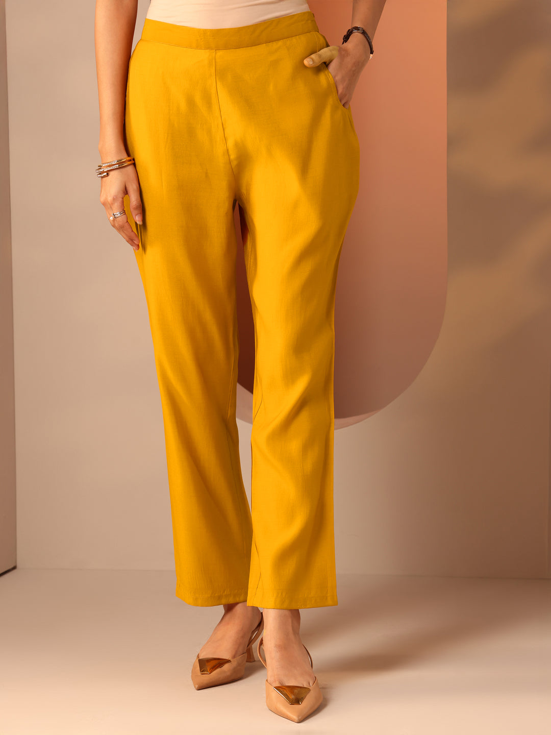  Yellow Printed Silk Blend Straight Suit Set With Dupatta 