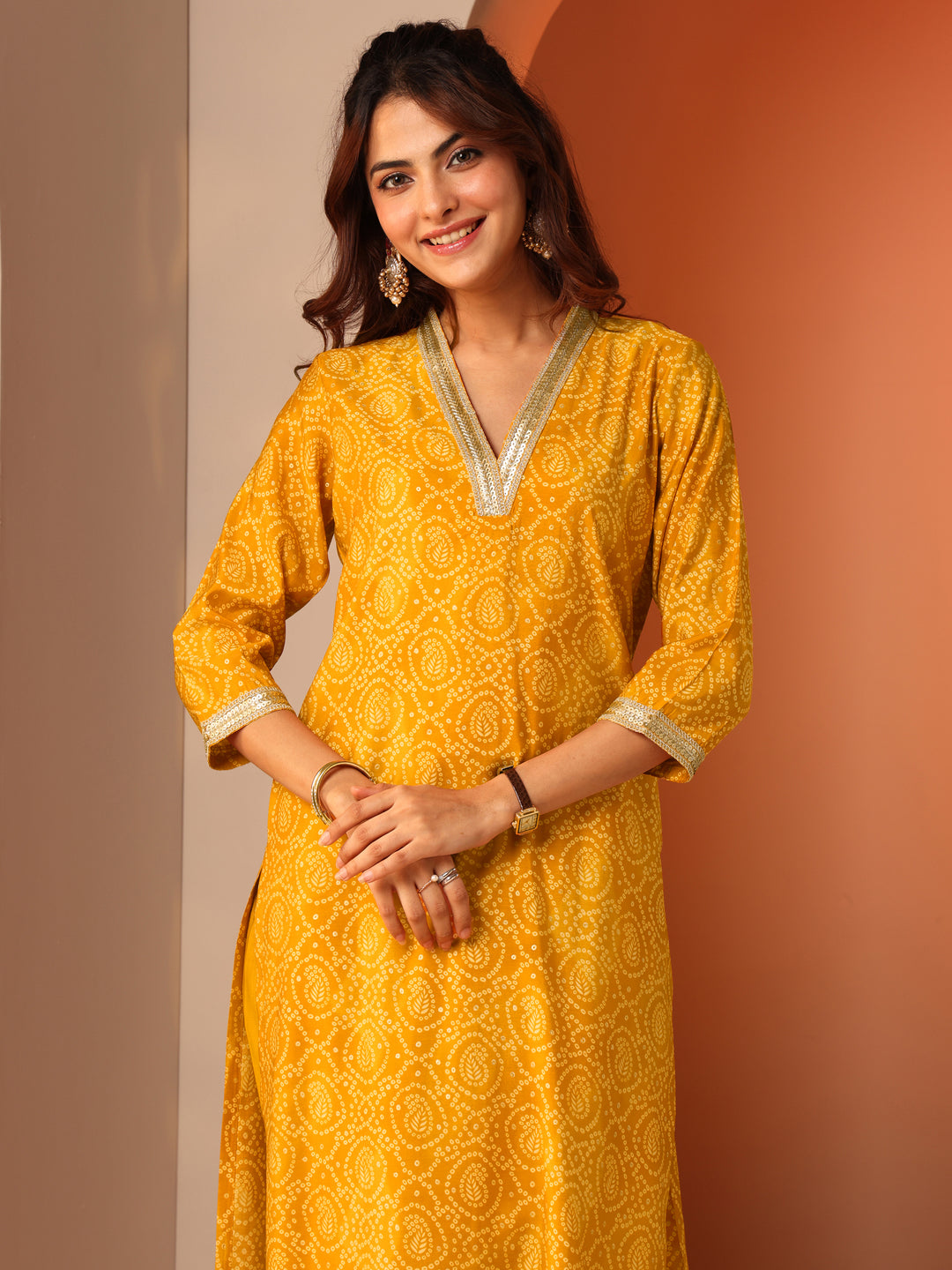  Yellow Printed Silk Blend Straight Suit Set With Dupatta 
