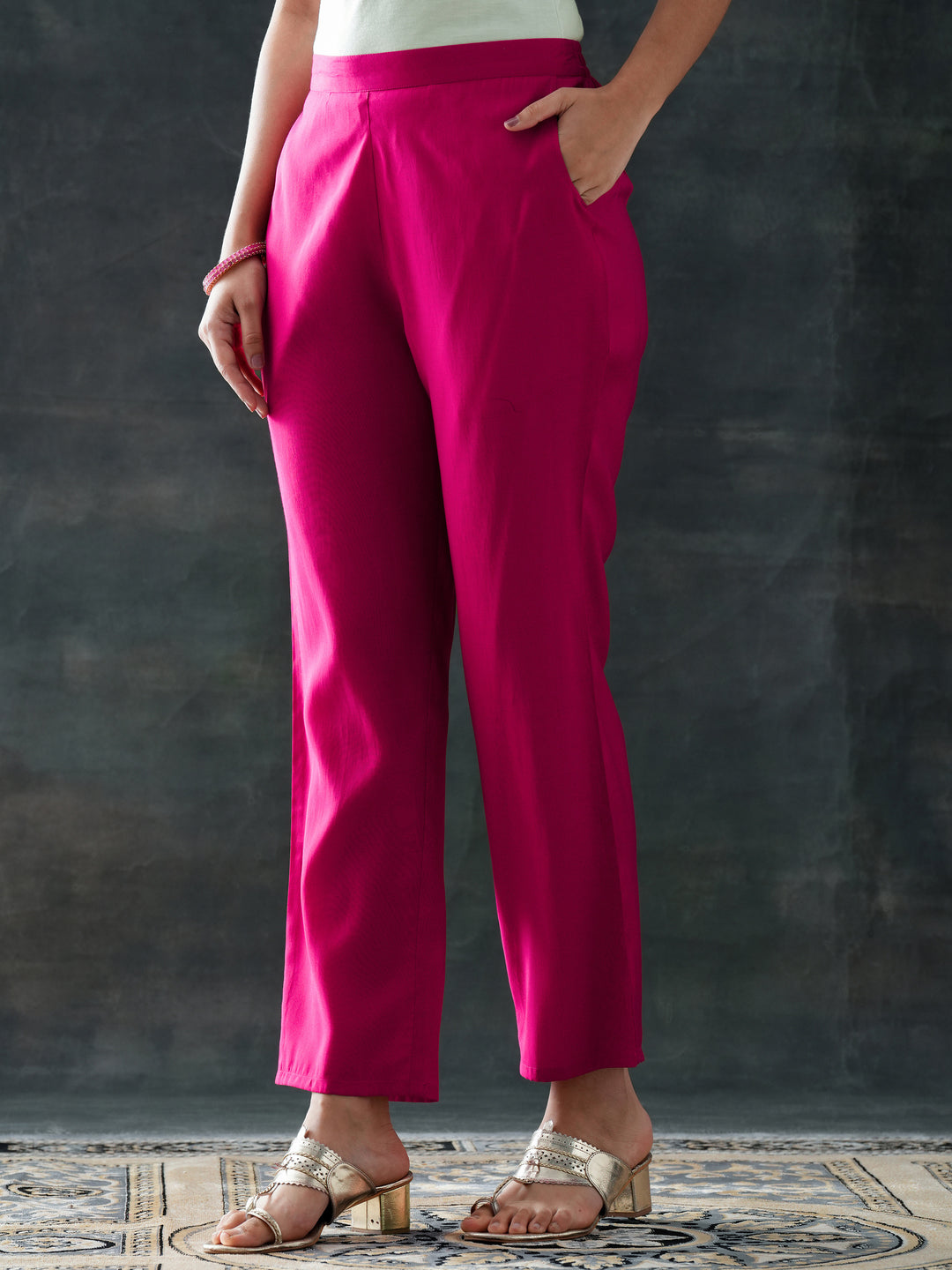  Pink Printed Silk Blend Straight Suit Set With Dupatta 