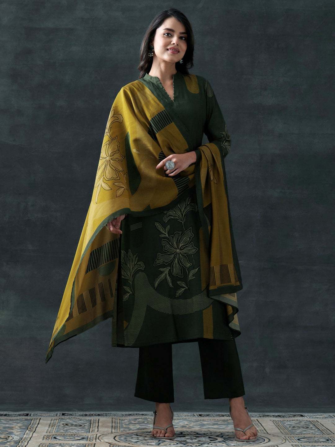  Green Printed Silk Blend Straight Suit Set With Dupatta 