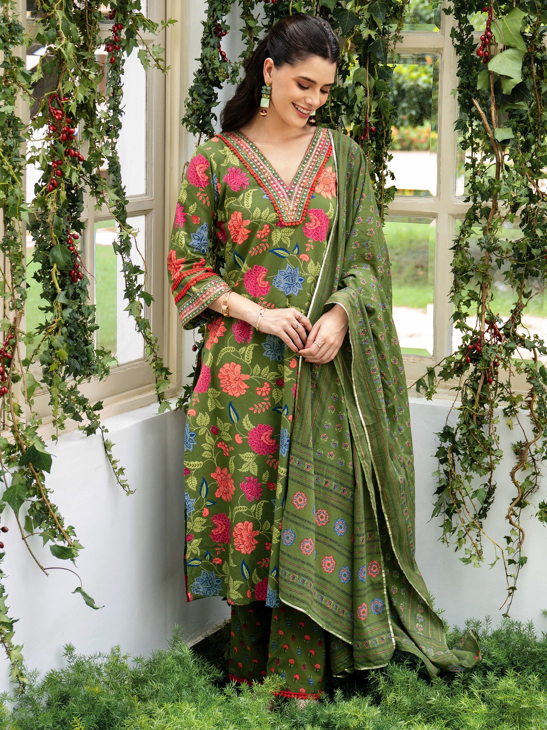 Green Printed Cotton Straight Suit Set With Dupatta