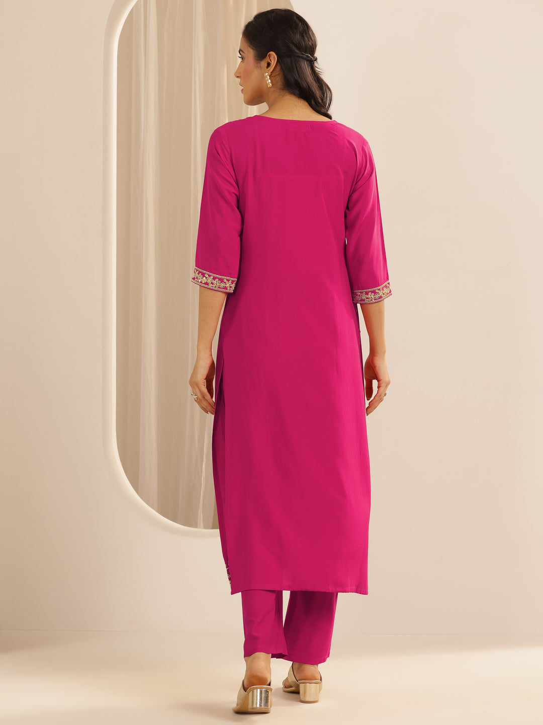  Pink Embroidered Silk Blend Straight Kurta Set 
