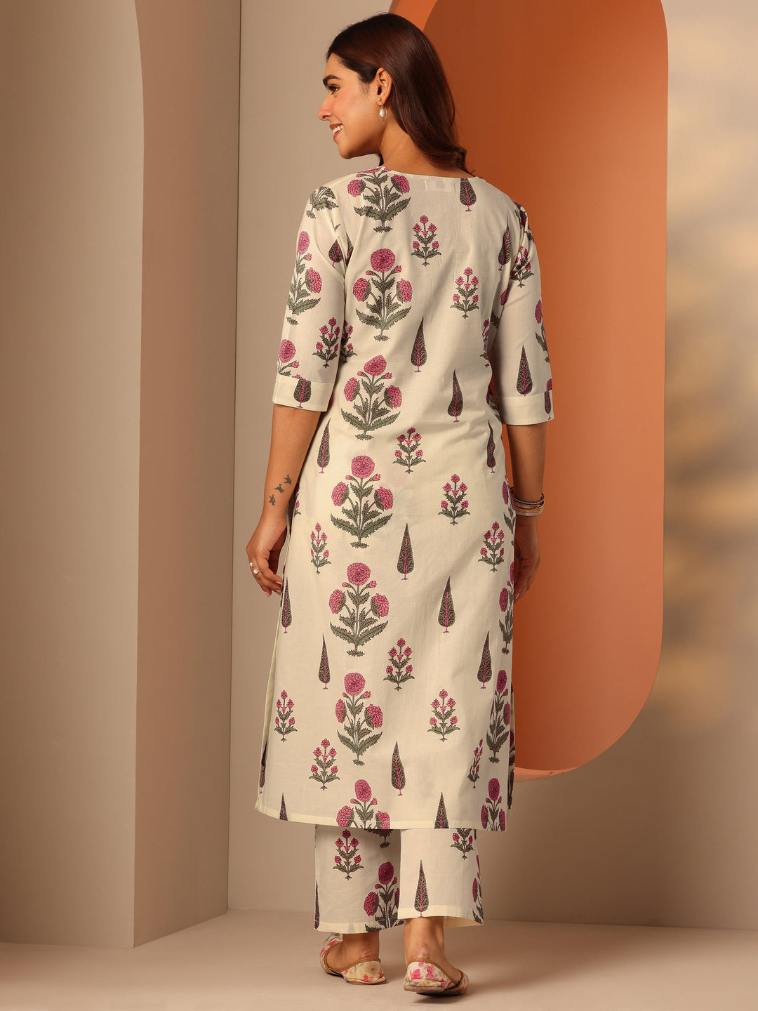  Off White Printed Cotton Straight Kurta Set 