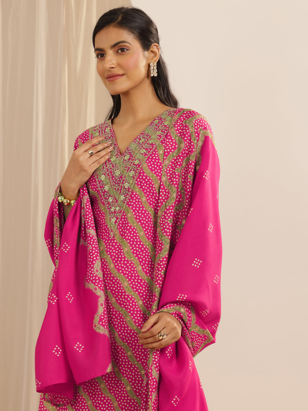  Pink Printed Silk Blend Straight Suit Set With Dupatta 