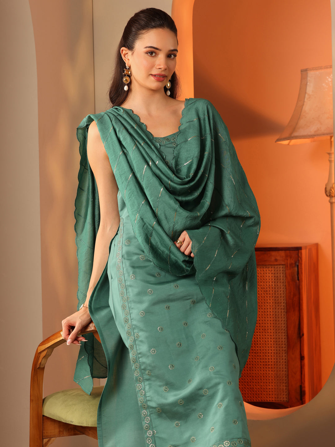 Green Embroidered Silk Blend Straight Suit Set With Dupatta