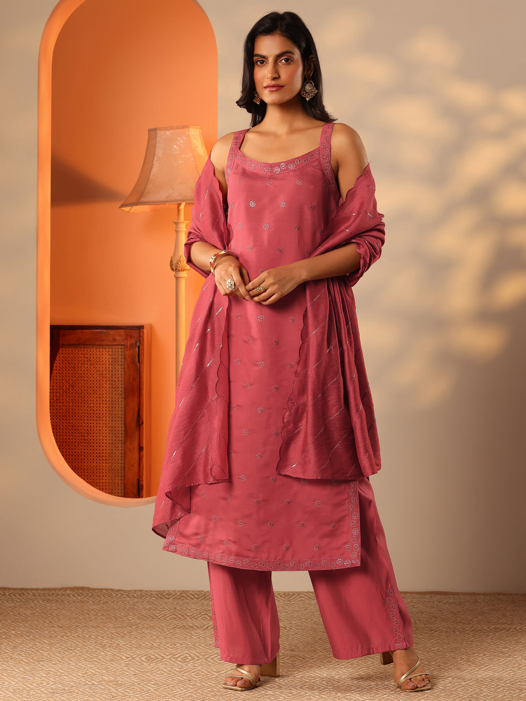  Peach Embroidered Silk Blend Straight Suit Set With Dupatta 