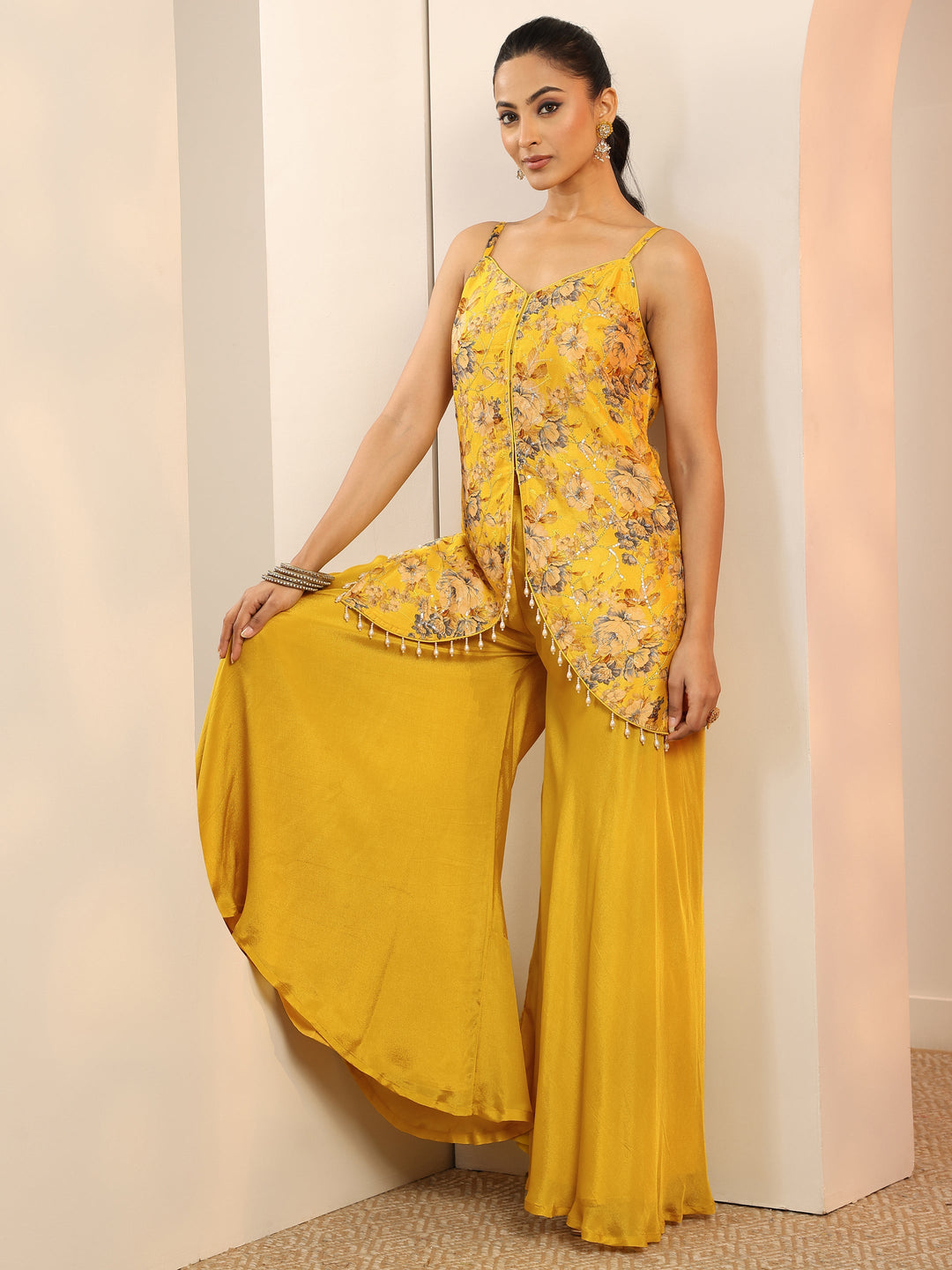  Yellow Printed Silk blend Straight Kurta Set 