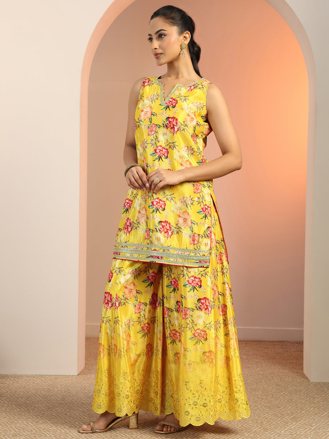  Yellow Printed Silk Blend Straight Suit Set With Dupatta 