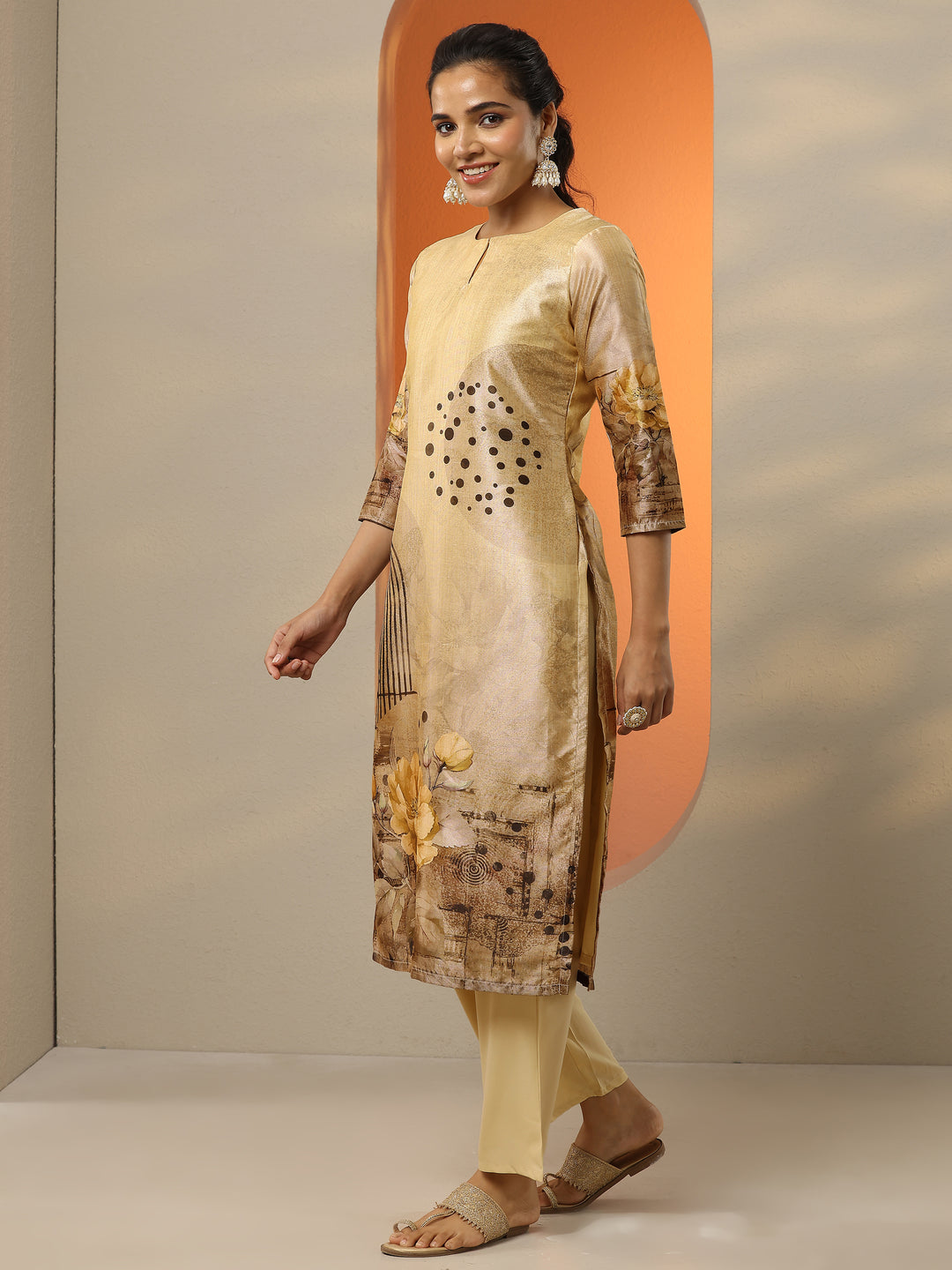  Beige Printed Silk Blend Straight Suit Set With Dupatta 