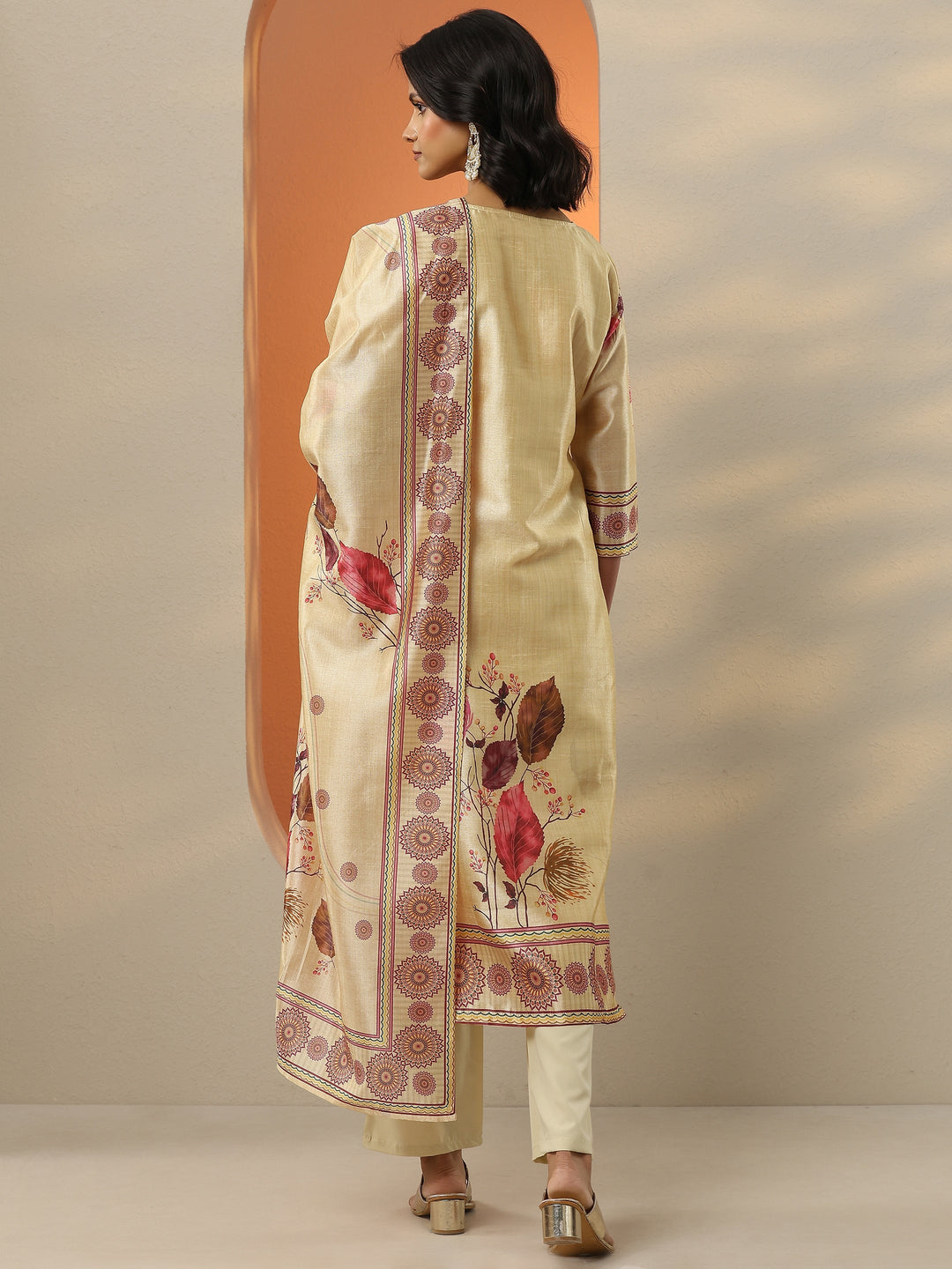  Beige Printed Silk Blend  Straight Suit Set With Dupatta 