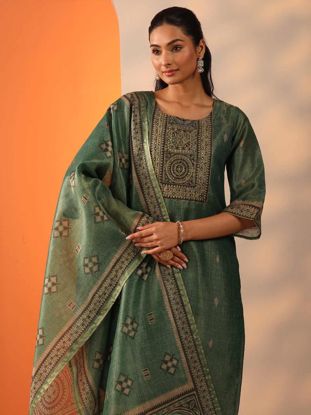  Green Printed Silk Blend Straight Suit Set With Dupatta 