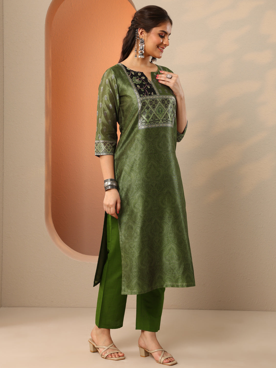  Green Woven Design Silk Blend Straight Suit Set With Dupatta 