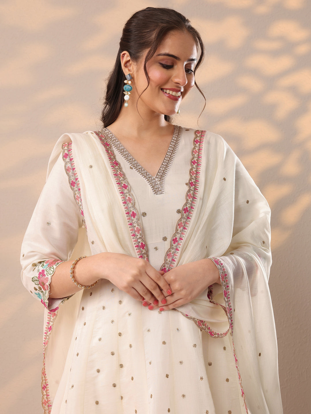  White Embroidered Silk Blend Anarkali Suit Set With Dupatta 