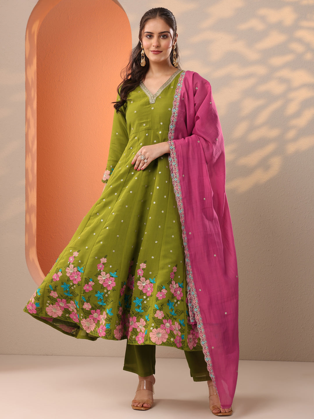  Green Embroidered Silk Blend Anarkali Suit Set With Dupatta 