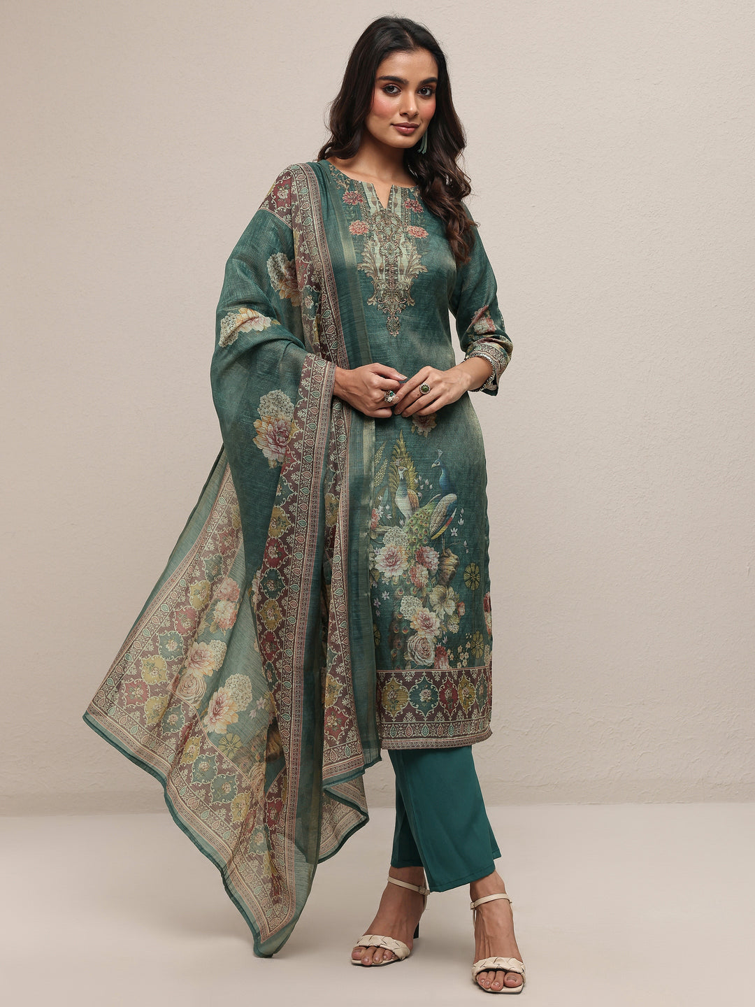  Green Printed Silk Blend Straight Suit Set With Dupatta 