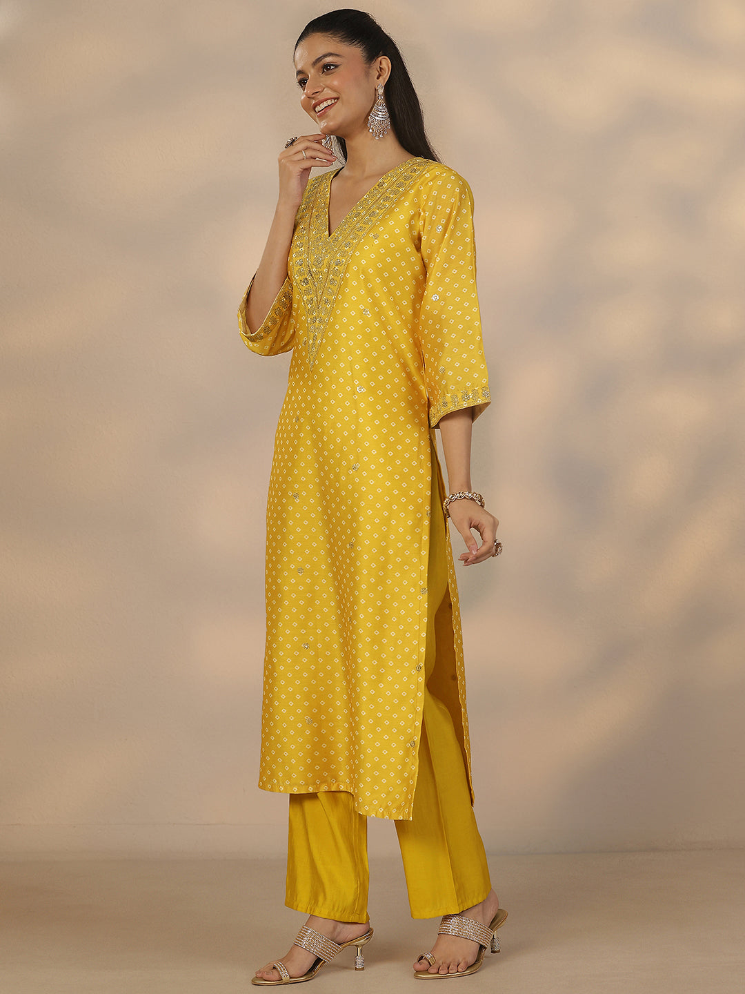  Yellow Printed Silk Blend Straight Suit Set With Dupatta 