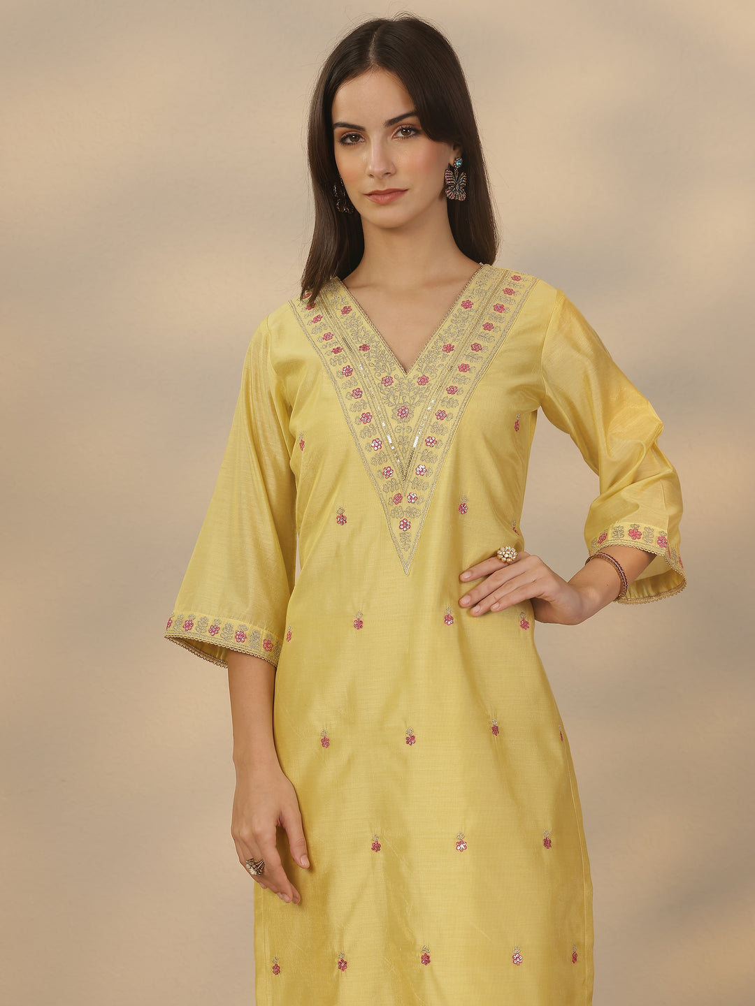  Yellow Embroidered Silk Blend Straight Suit Set With Dupatta 