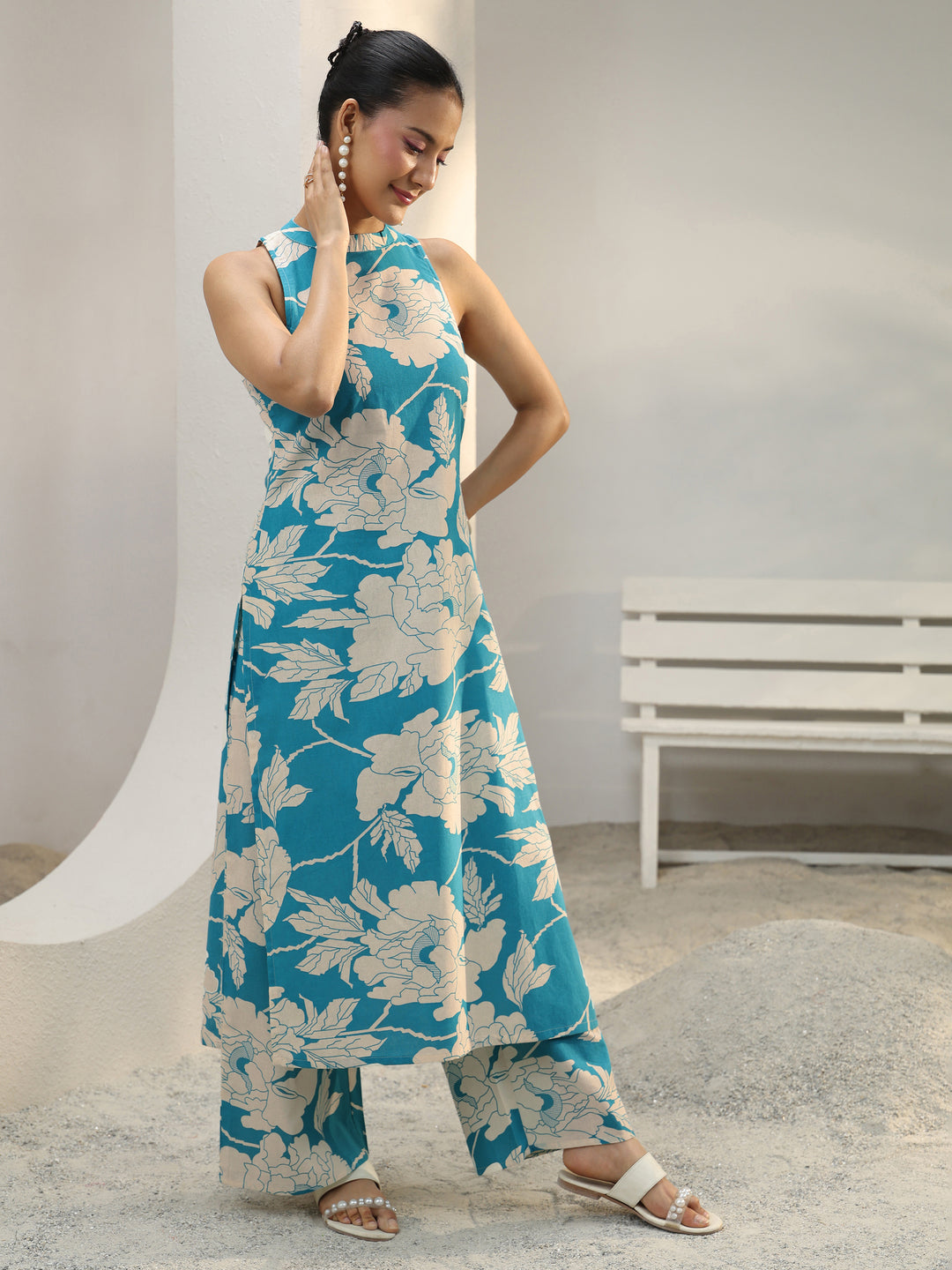  Blue Floral Printed Cotton Straight Kurta Set 
