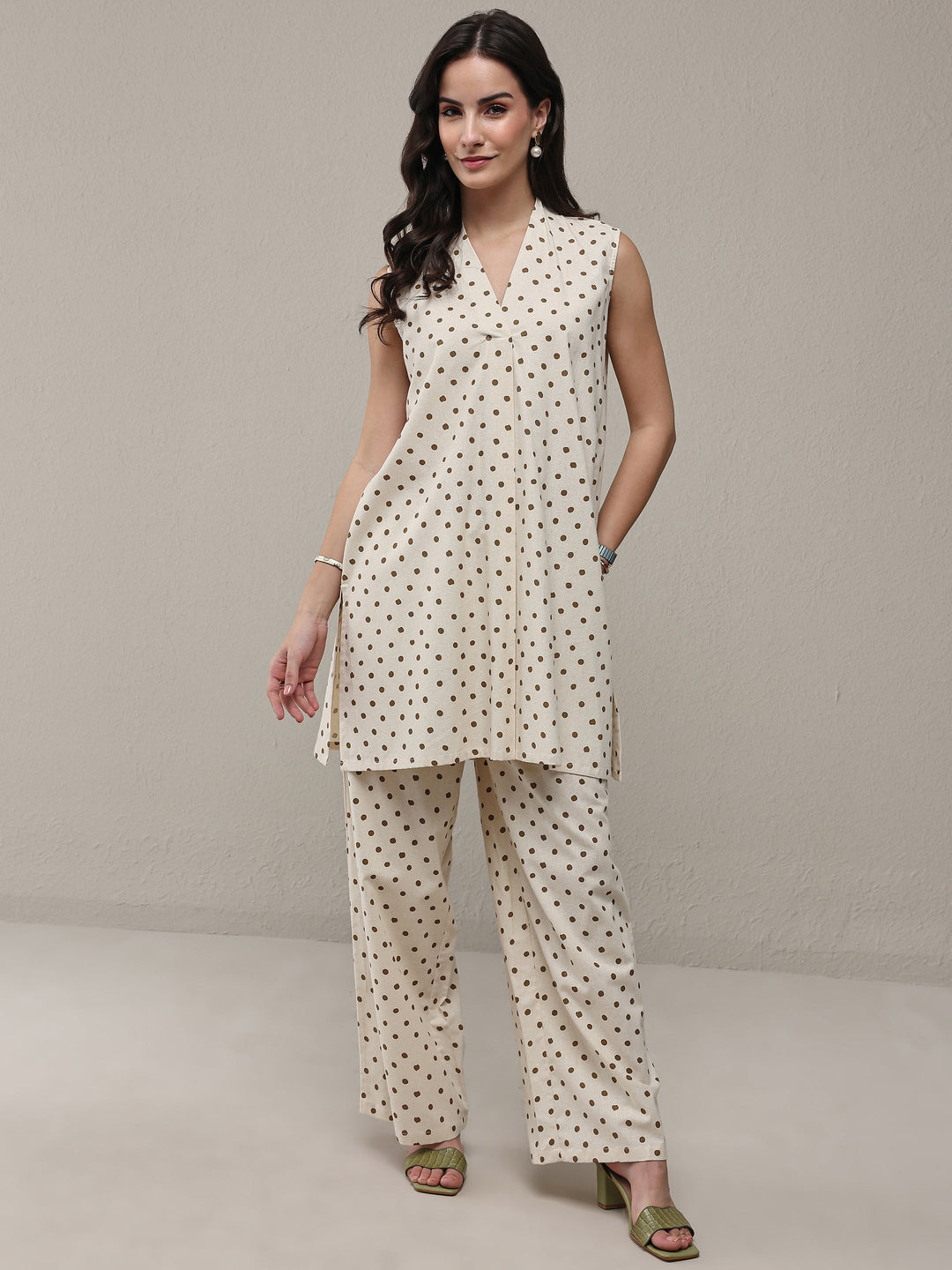  Off White Polka Dot Printed Cotton Co-Ord Set 