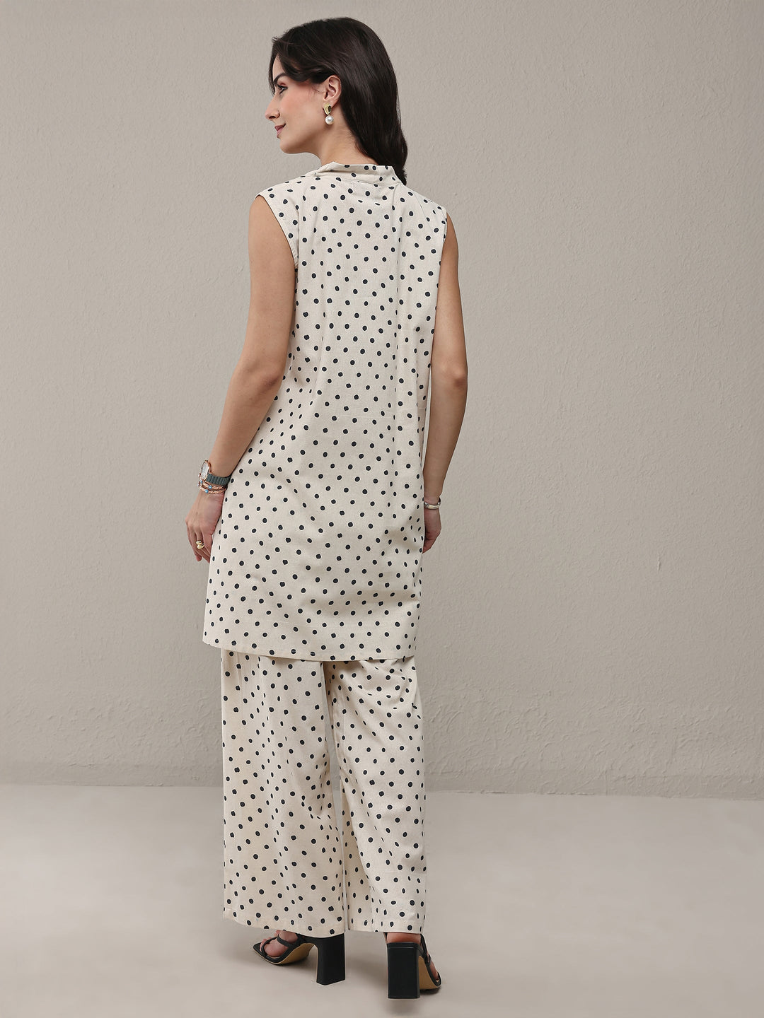  Off White Polka Dot Printed Cotton Co-Ord Set 