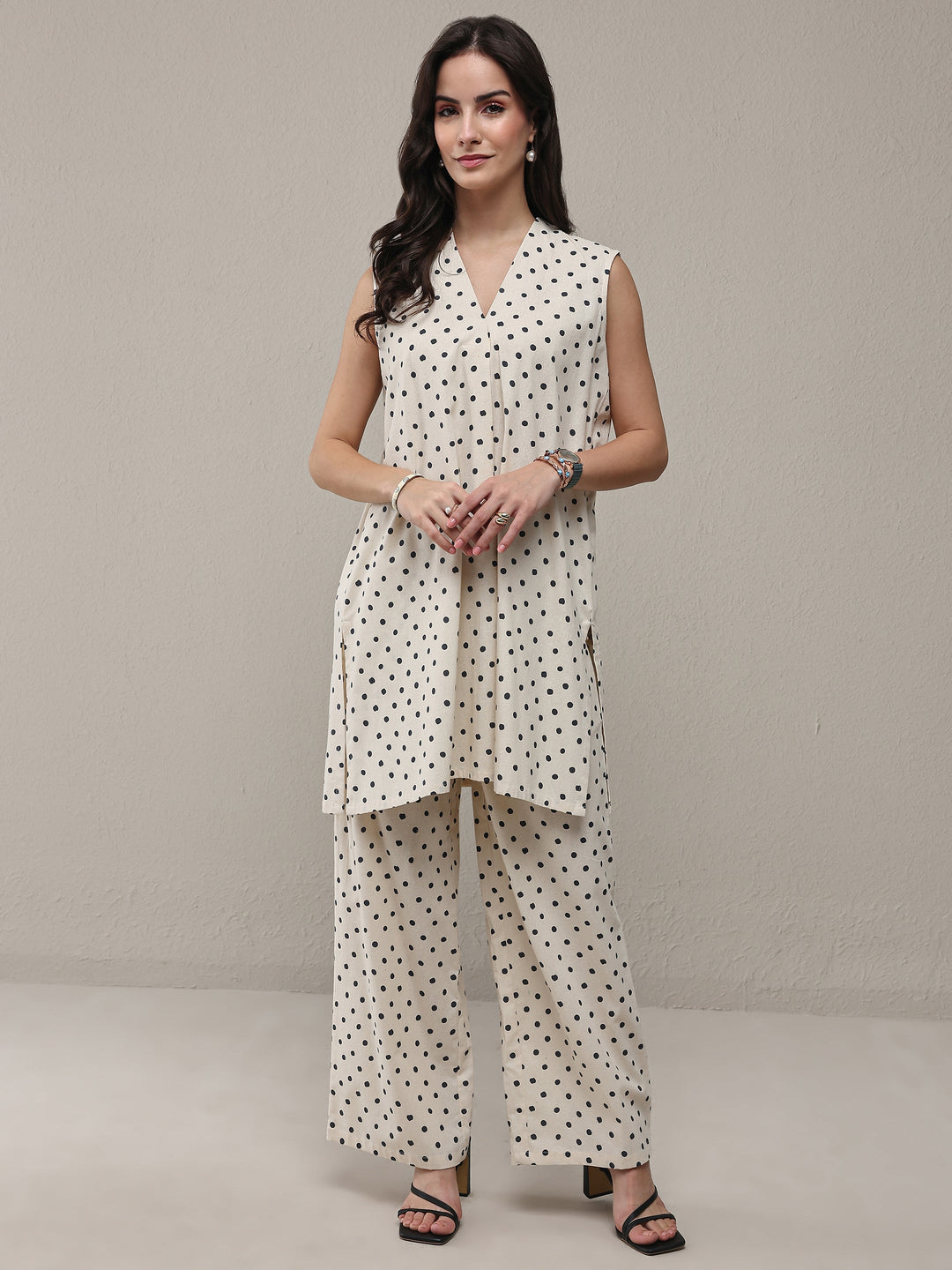  Off White Polka Dot Printed Cotton Co-Ord Set 